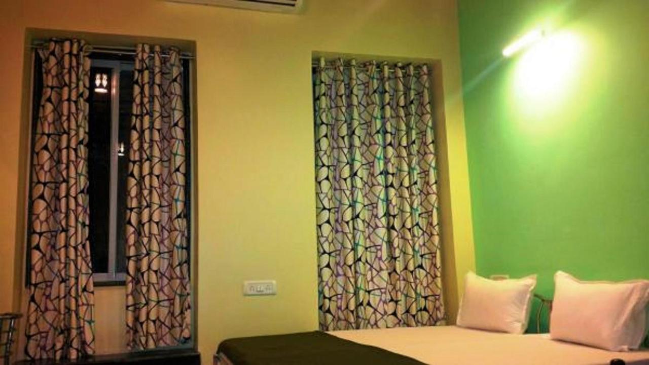 Hotel Blue Bird Colaba Mandve Esterno foto