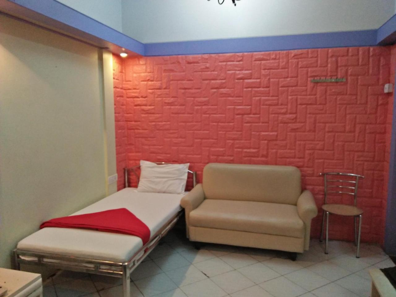 Hotel Blue Bird Colaba Mandve Esterno foto