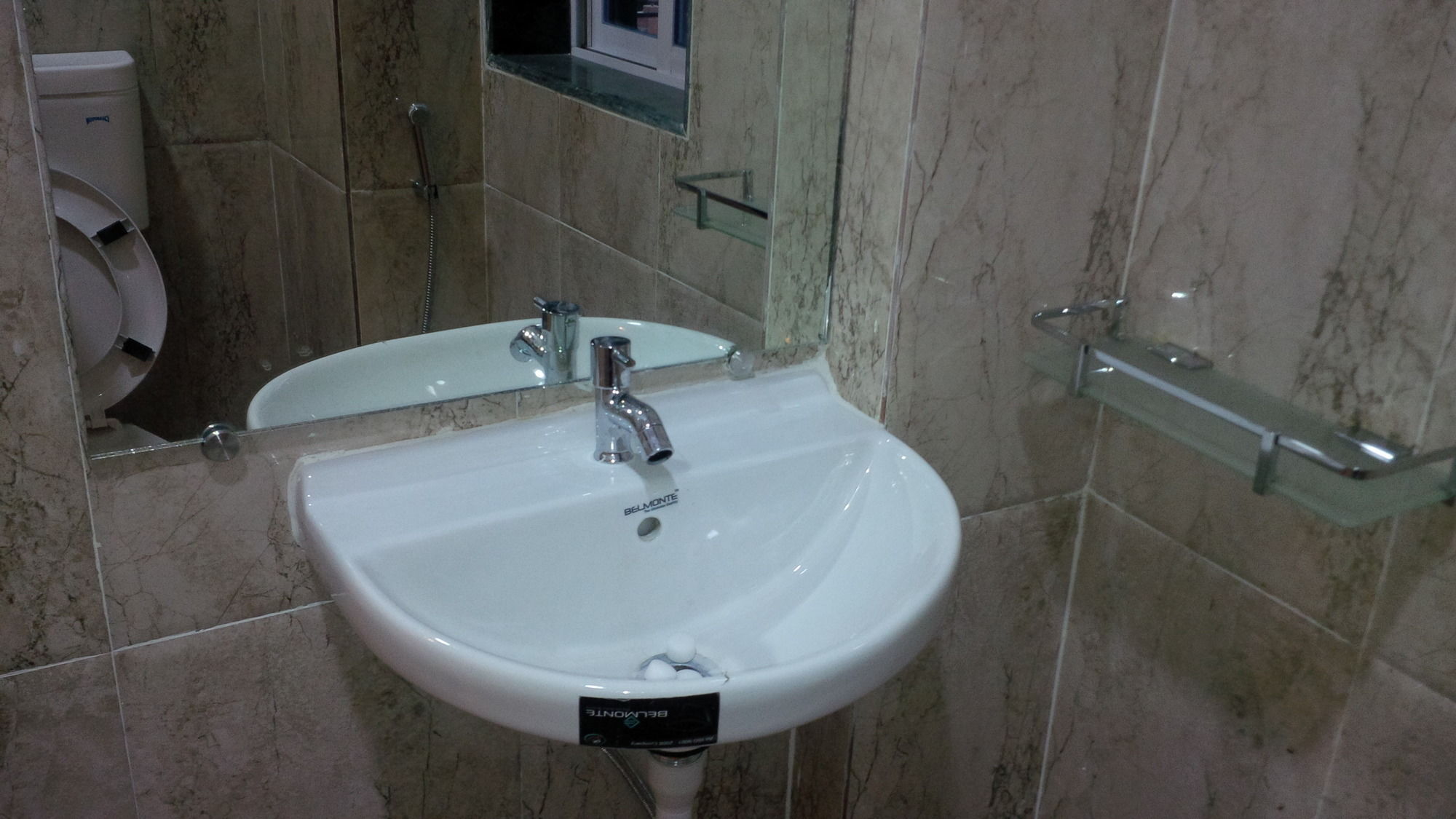 Hotel Blue Bird Colaba Mandve Esterno foto