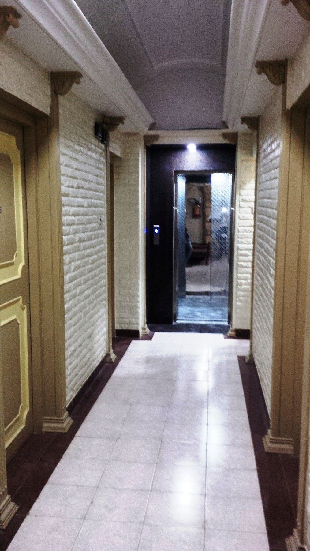 Hotel Blue Bird Colaba Mandve Esterno foto