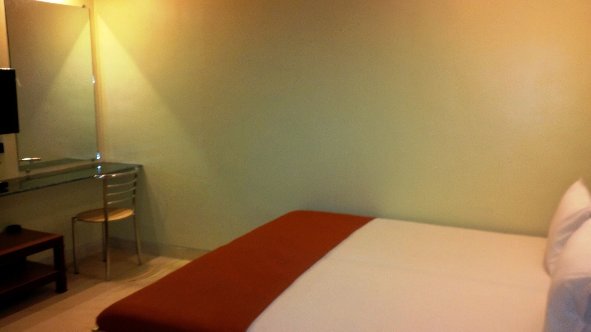 Hotel Blue Bird Colaba Mandve Esterno foto